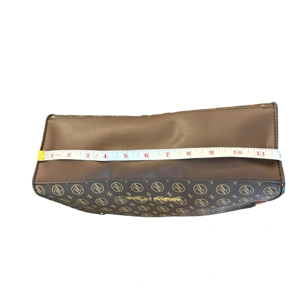 NEW‎ Adrienne Vittadini Signature Sport Collection Satchel Monogram Chocolate